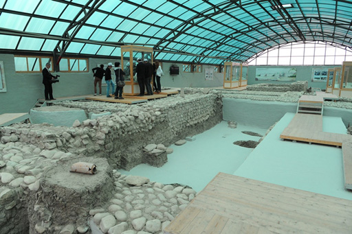 В Азербайджане найдены "холодильник" XVIII века и большая мечеть XVI века (фото)